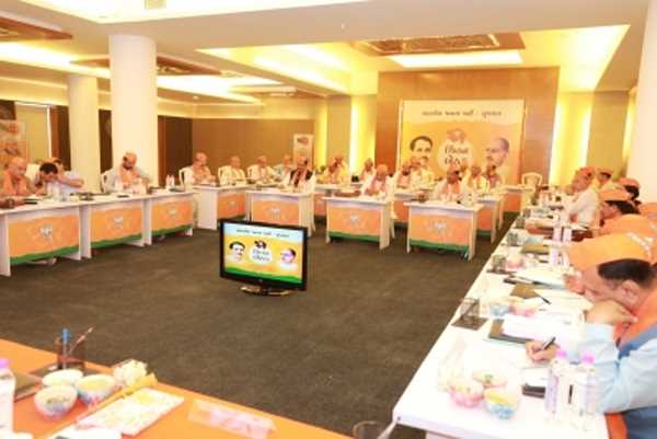 चिंतन बैठक के बाद भाजपा को गुजरात में विजय मार्च जारी रखने का भरोसा